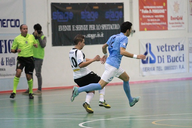 键时刻惜败 键时刻惜败